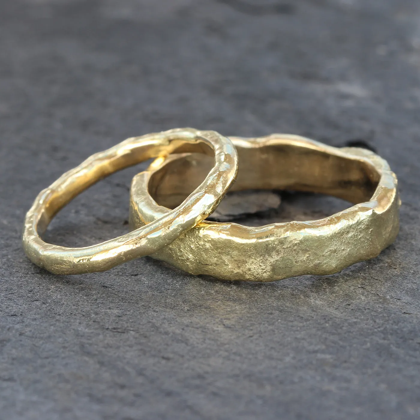 18ct Gold 2mm Mineral Wedding Ring