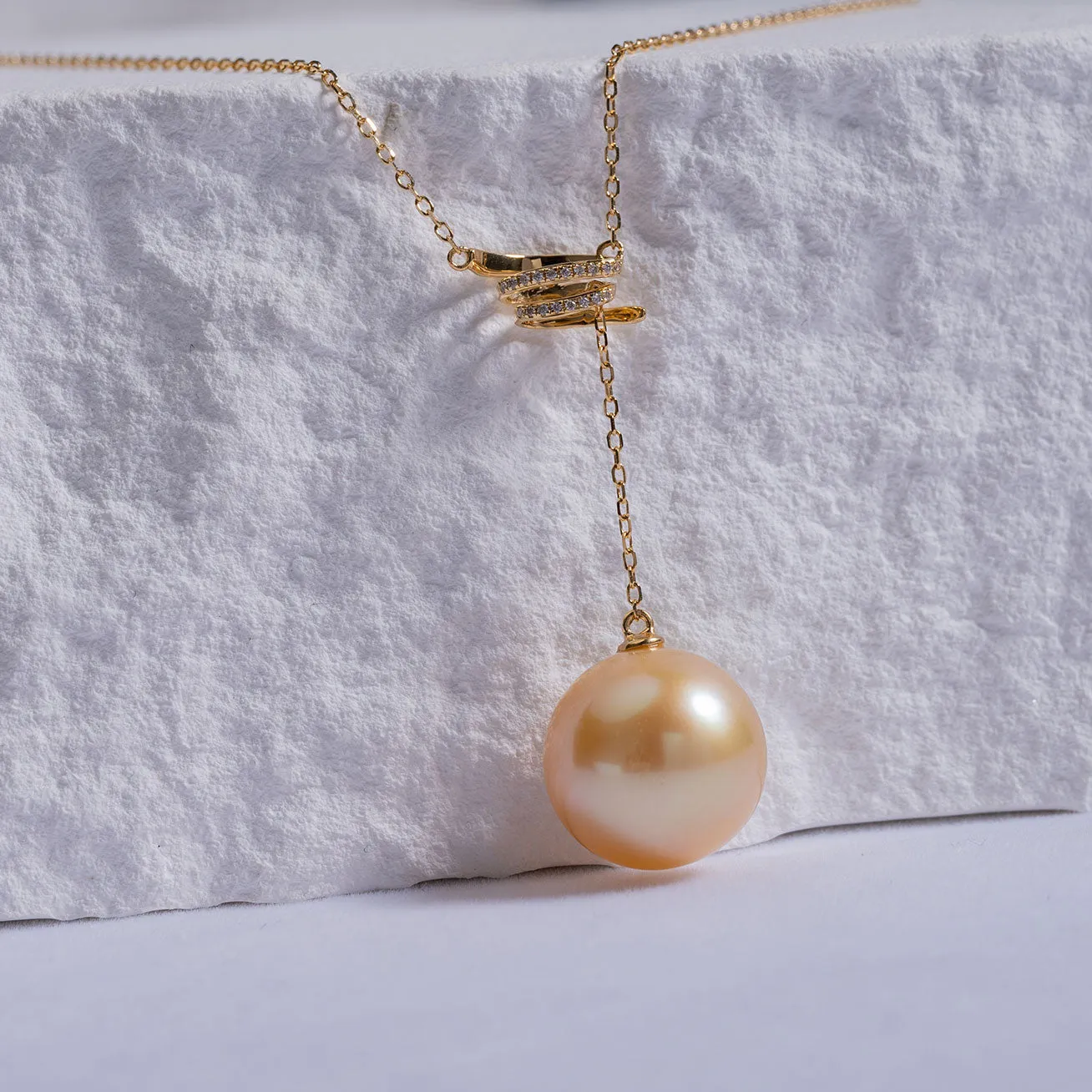 18k Gold Diamond South Sea Golden Pearl Necklace KN00121
