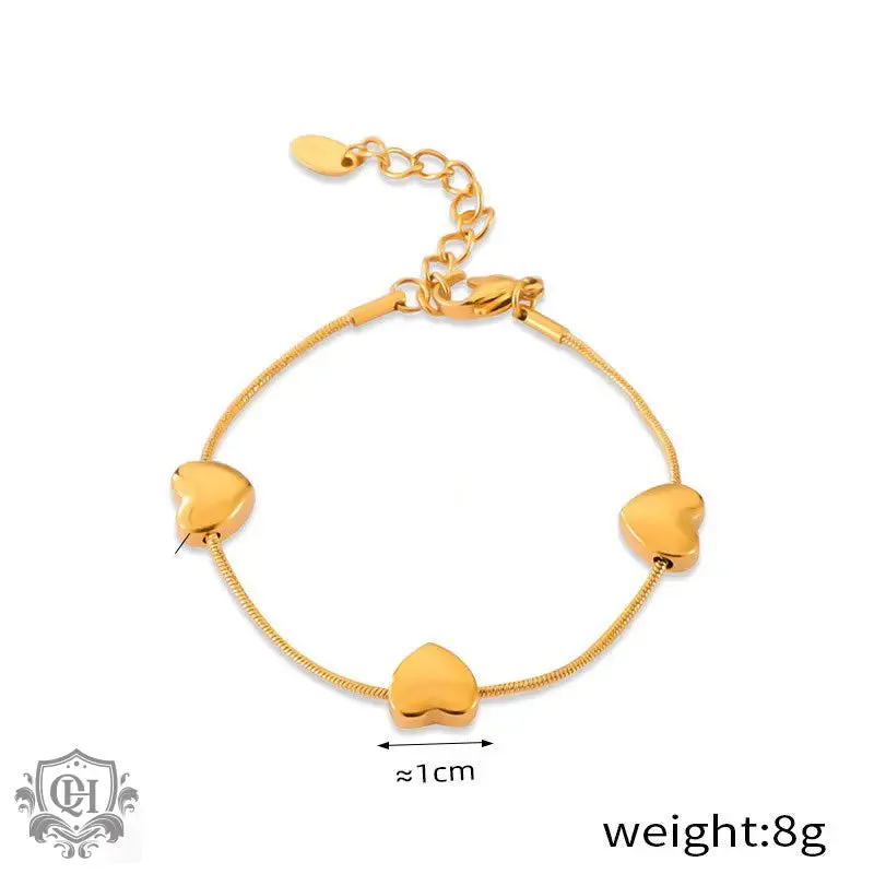 18K gold simple and elegant heart with beaded design light luxury style necklace bracelet set