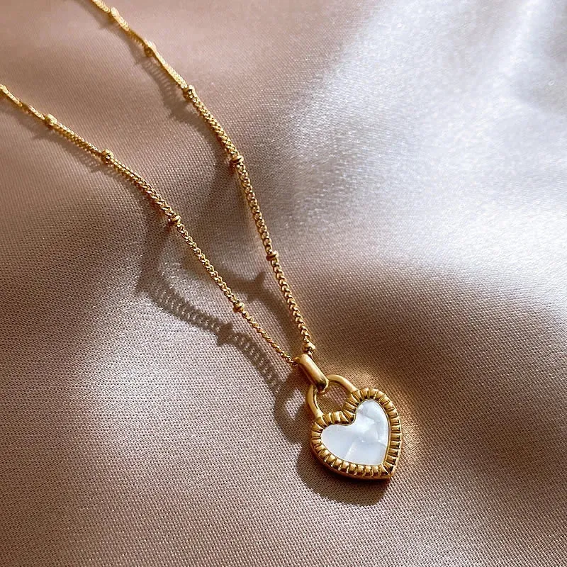 2024 Vintage Double Sided Heart Pendant Necklace For Women Girl Clavicle Chain Choker New Fashion Trendy Jewelry Gift Party