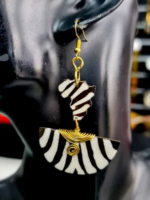 Afro-Spade Earrings