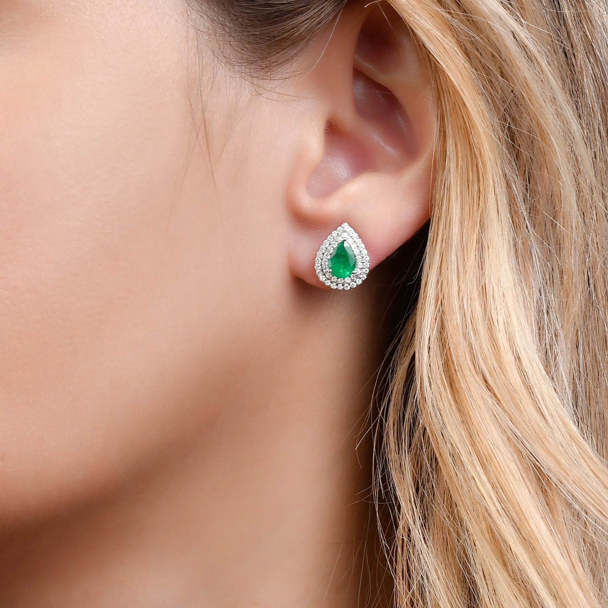 Amera Earrings - WG