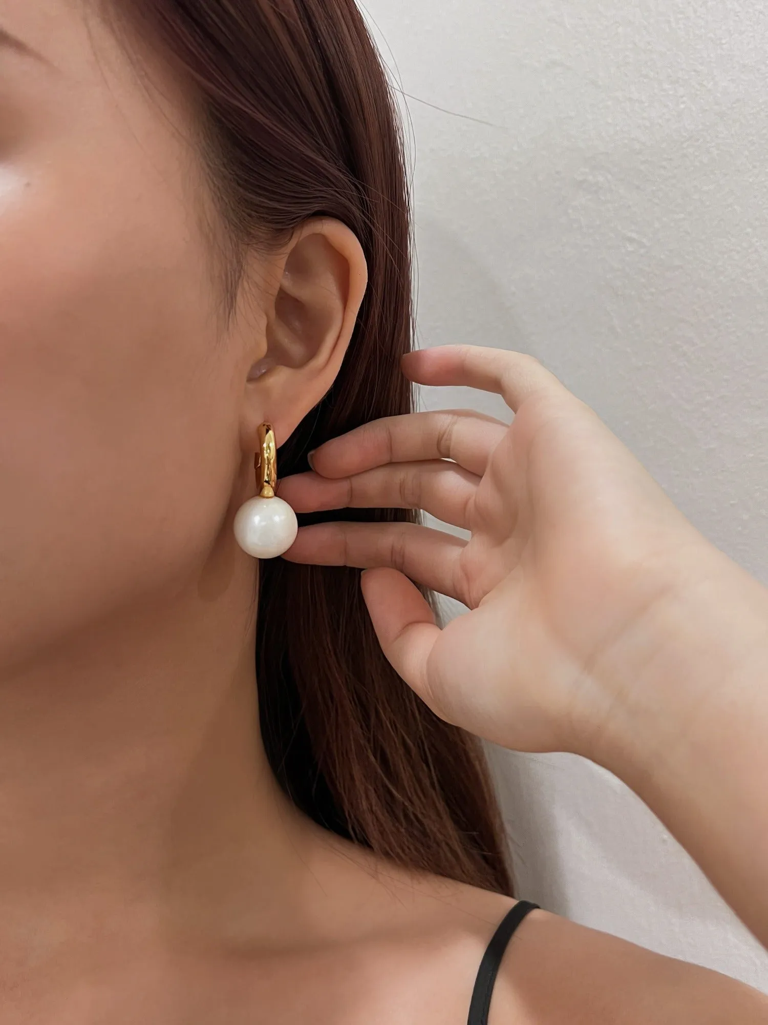 Anya Pearl Drop Earrings