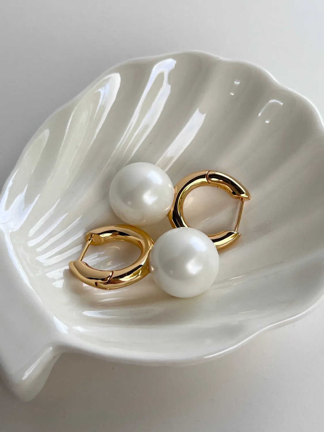 Anya Pearl Drop Earrings