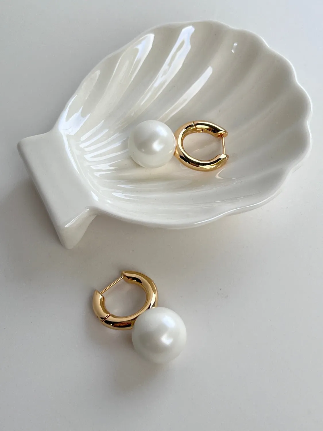 Anya Pearl Drop Earrings