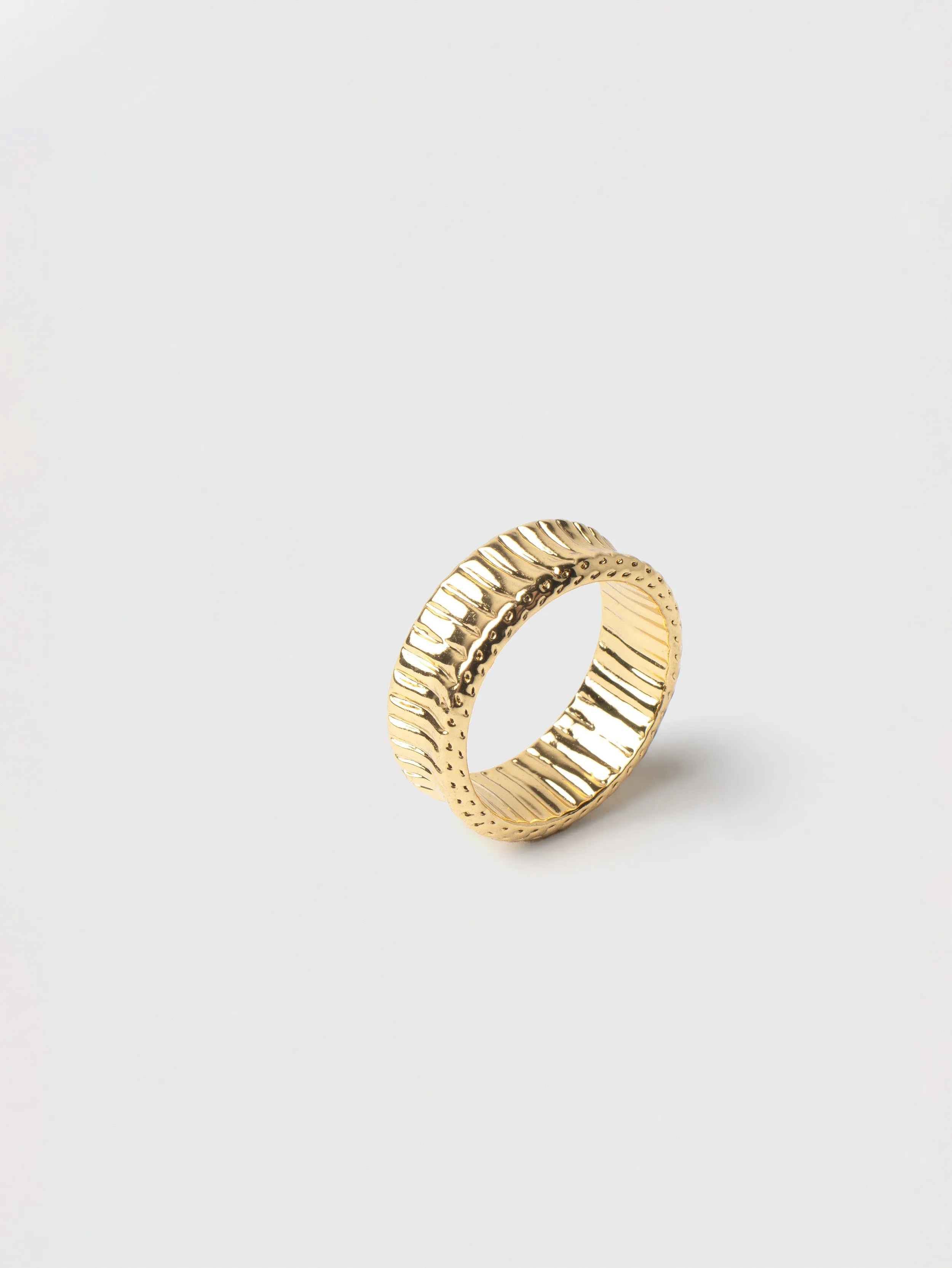 Ava Ring