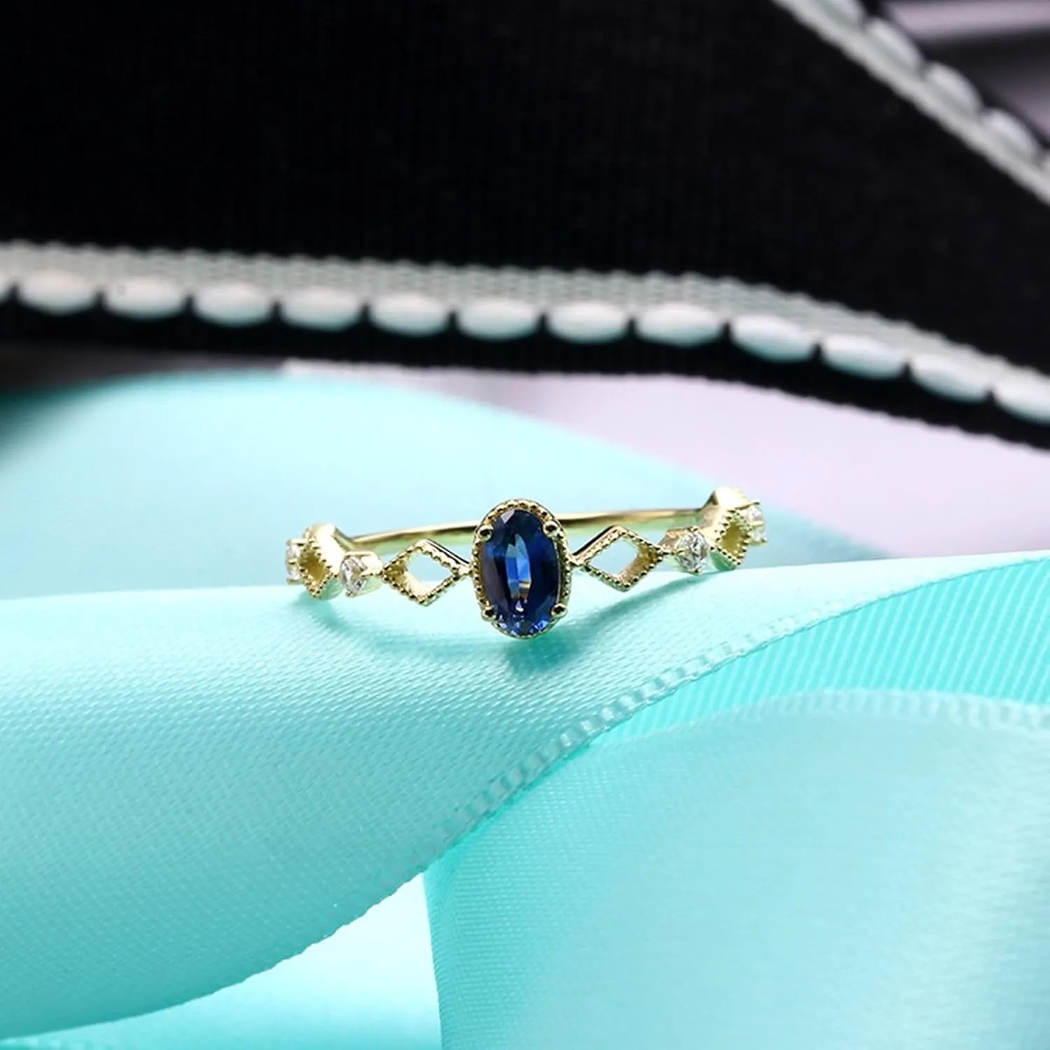 Blue Wedding Rings, 18K Wedding Ring Blue Oval Sapphire with White Moissanite Stackable Knuckle for Women Mother'S Day