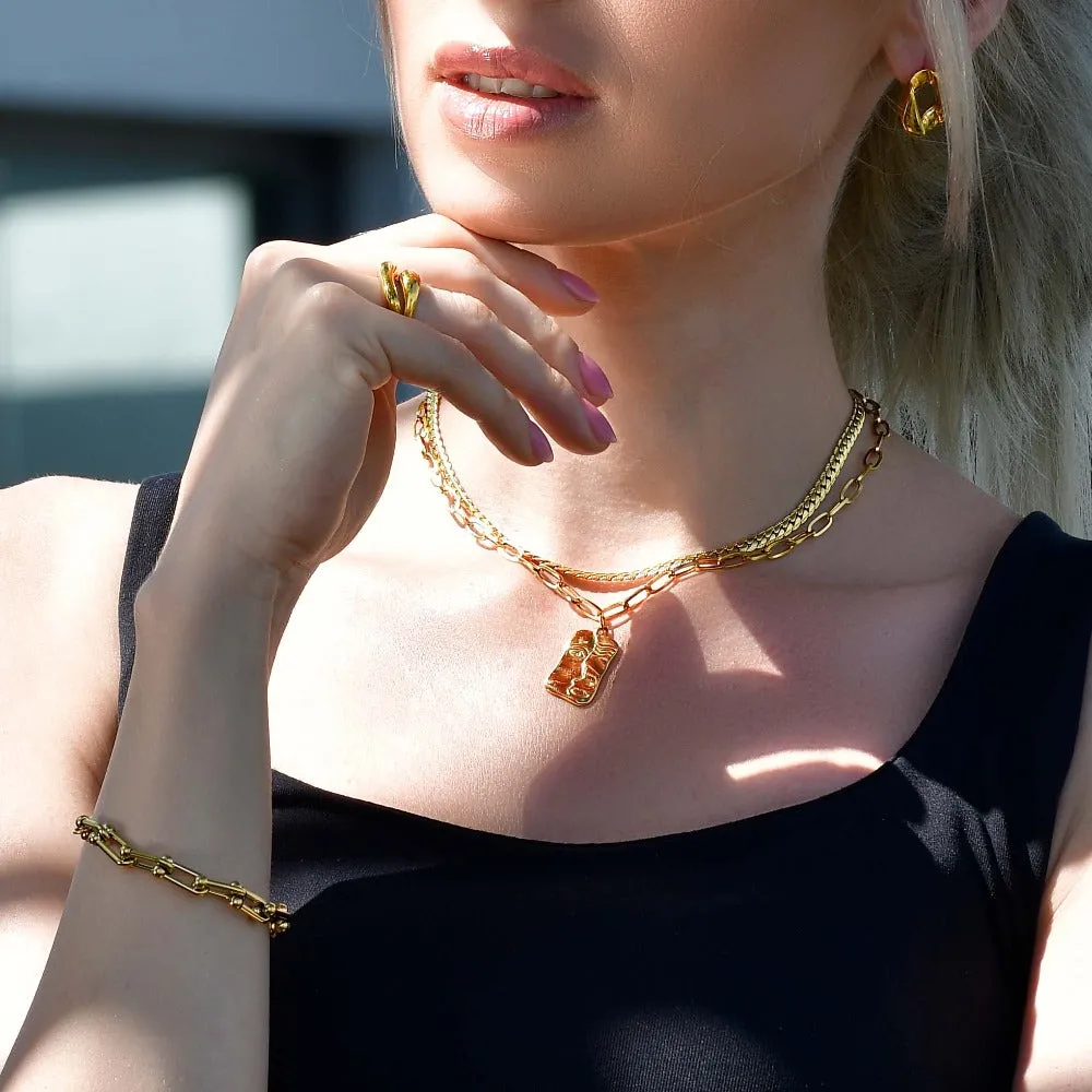 Brincos Textured Earrings in Gold