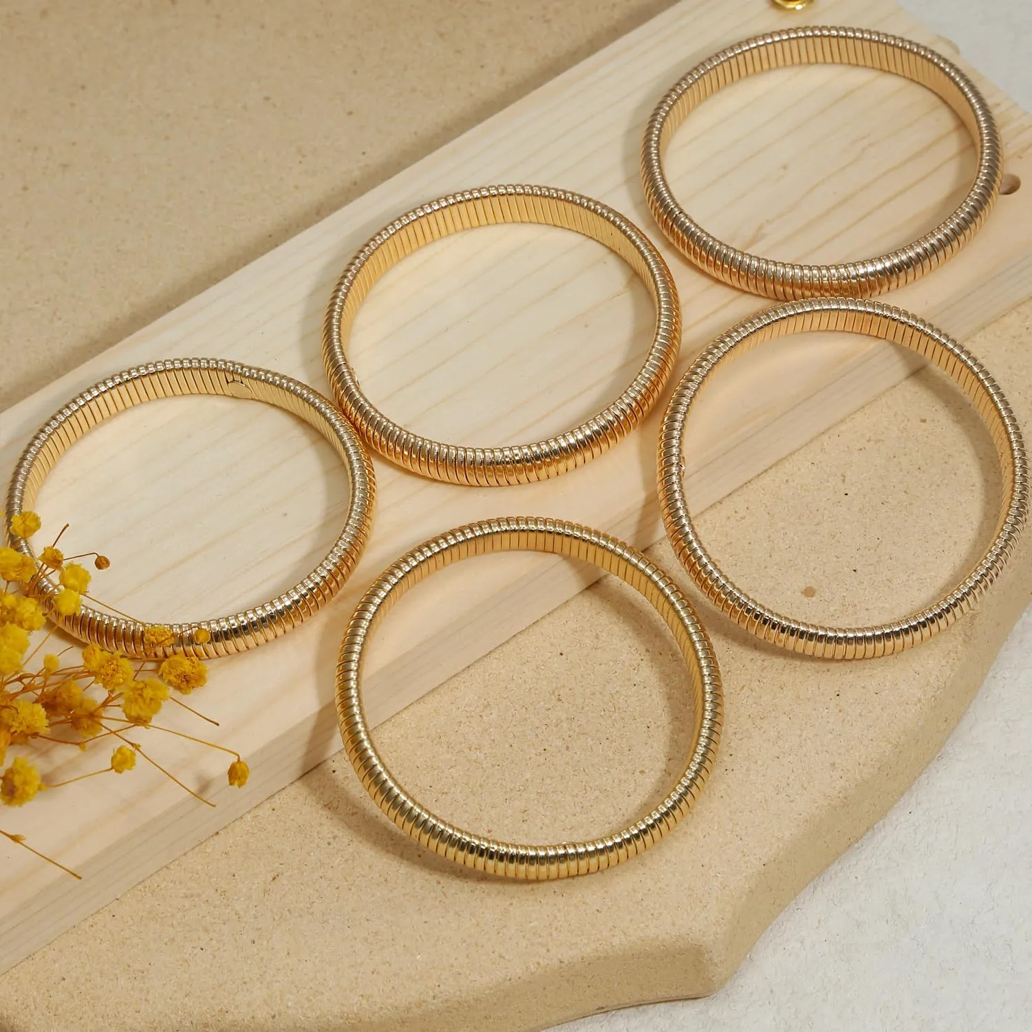 COLOYAN Gold Bangles for Women Chunky Gold Bangles Bracelets 18K Gold Plated Stainless Steel Stretchy Snake Bracelets Flexible Wide Gold Stack Bracelets