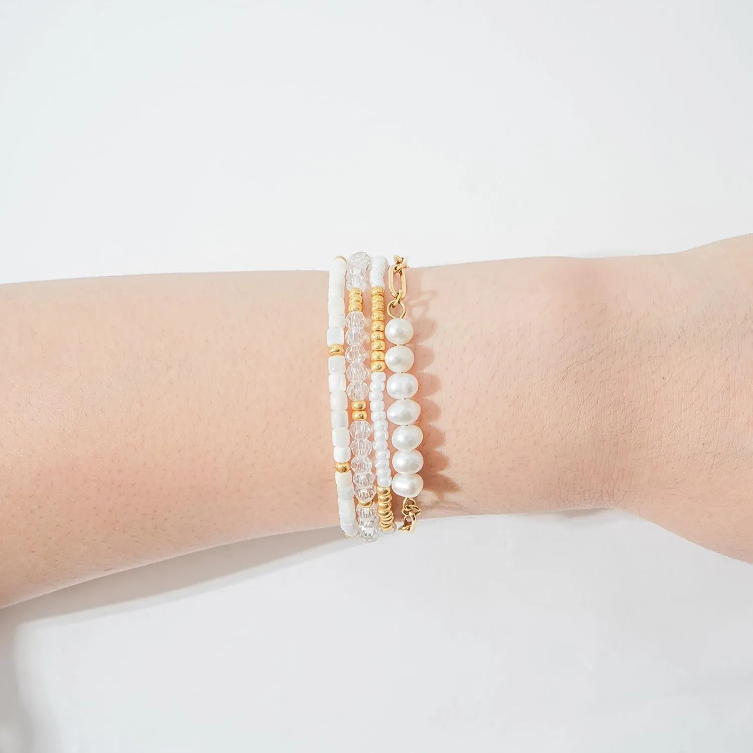 Dainty Gold Pearl Crystal Beaded Bracelets Set for Women 14K Real Gold Plated Bead Pearl Crystal Beads Bracelet Stackable Paperclip Link Chain Bracelets Gold Bracelets for Women Trendy Jewelry