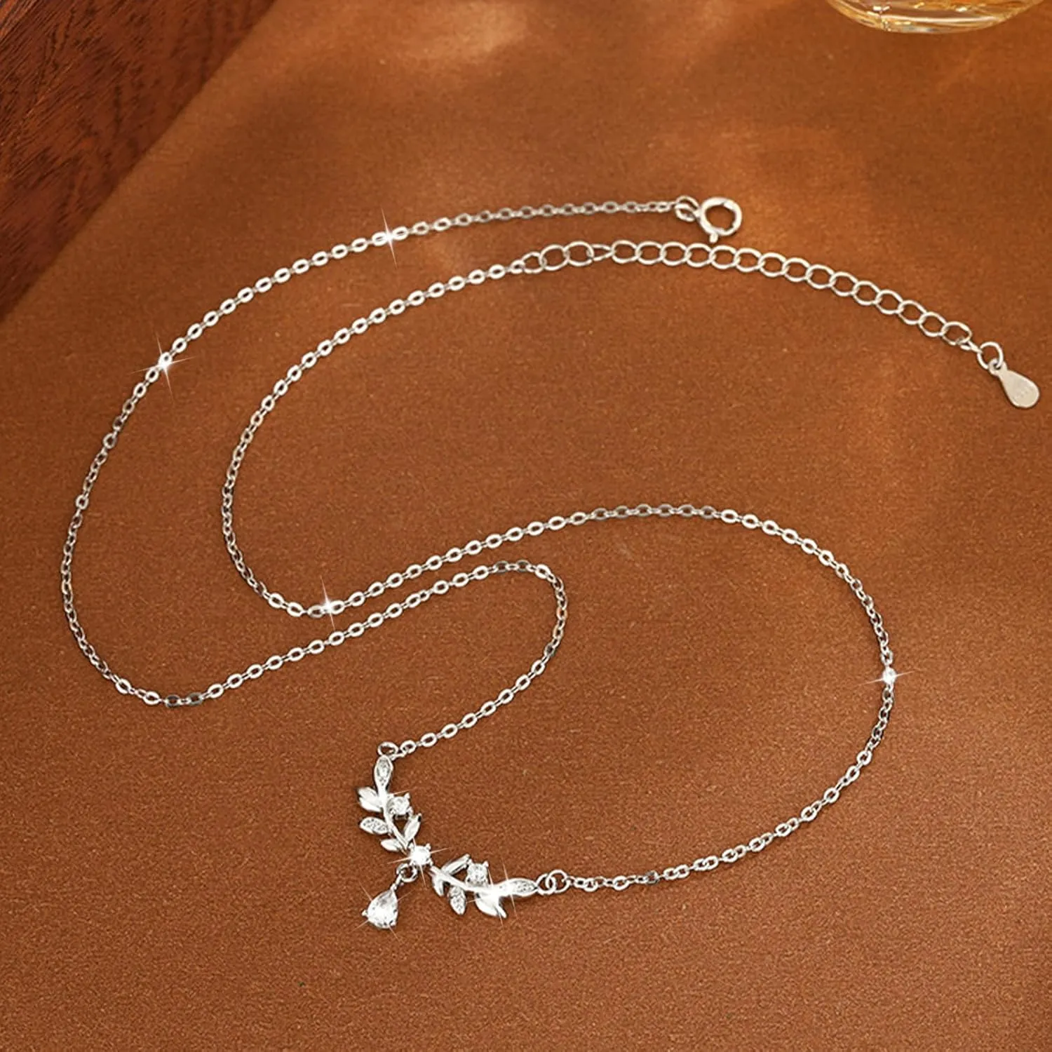 Dainty Rhinestone Leaf Teardrop Necklace for Women S925 Sterling Silver Sparkly CZ Leaf Pendant Necklace Crystal Leaf Choker Necklace Gold Leaf Collar Necklace Birthday Jewelry Gift for Bride