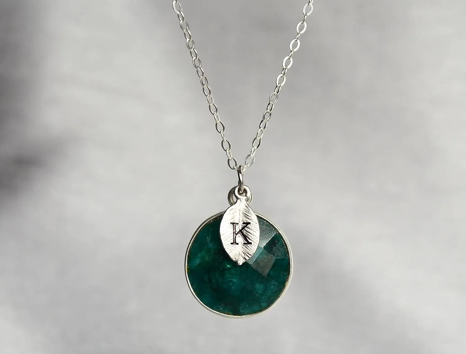 Emerald Necklace, May Birthstone Necklace, 18K Gold or Sterling Silver, Gift for Wife, Personalized Round Necklace, Bridesmaid, Mom Gift