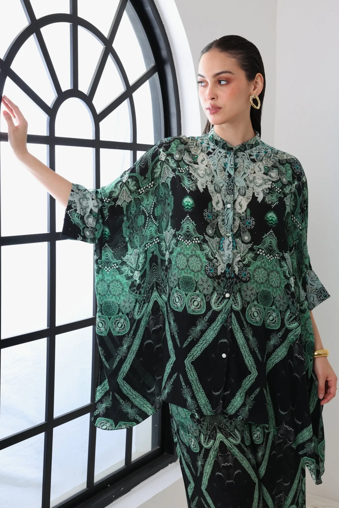 EMERALD OASIS KAFTAN TOP W SLEEVES