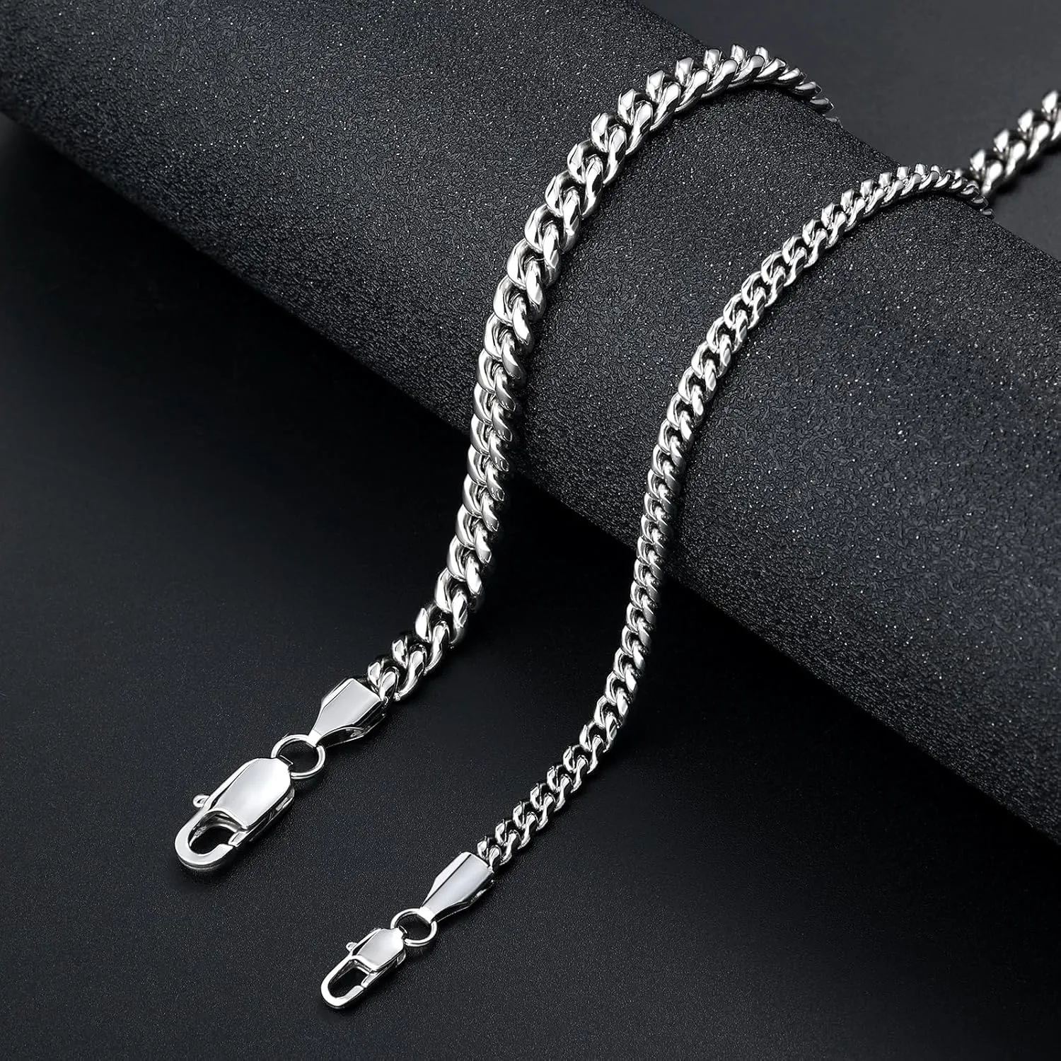FEEL STYLE 4/6mm Gold Cuban Link Chain for Men, Mens Chain Necklaces, Stainless Steel Chain Necklaces for Men Women 18-24inch