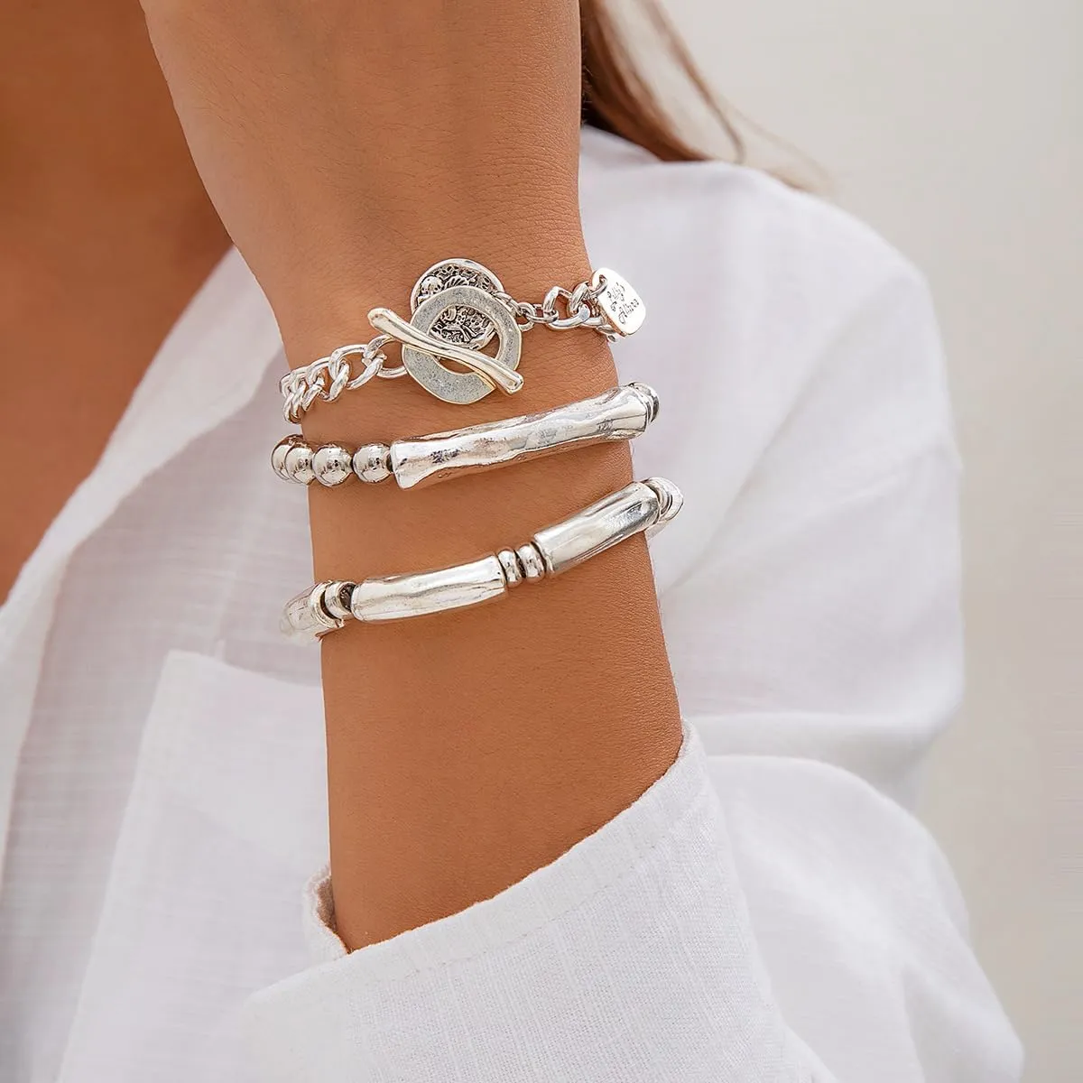 Gold Bead Stackable Bracelet for Women Adjustable Stack Strand Bead Ball Bracelet Set Bohemian Stretch Bow Beaded Bracelets Pearl Set Bracelet Statement Ball Bracelet Hand Jewelry