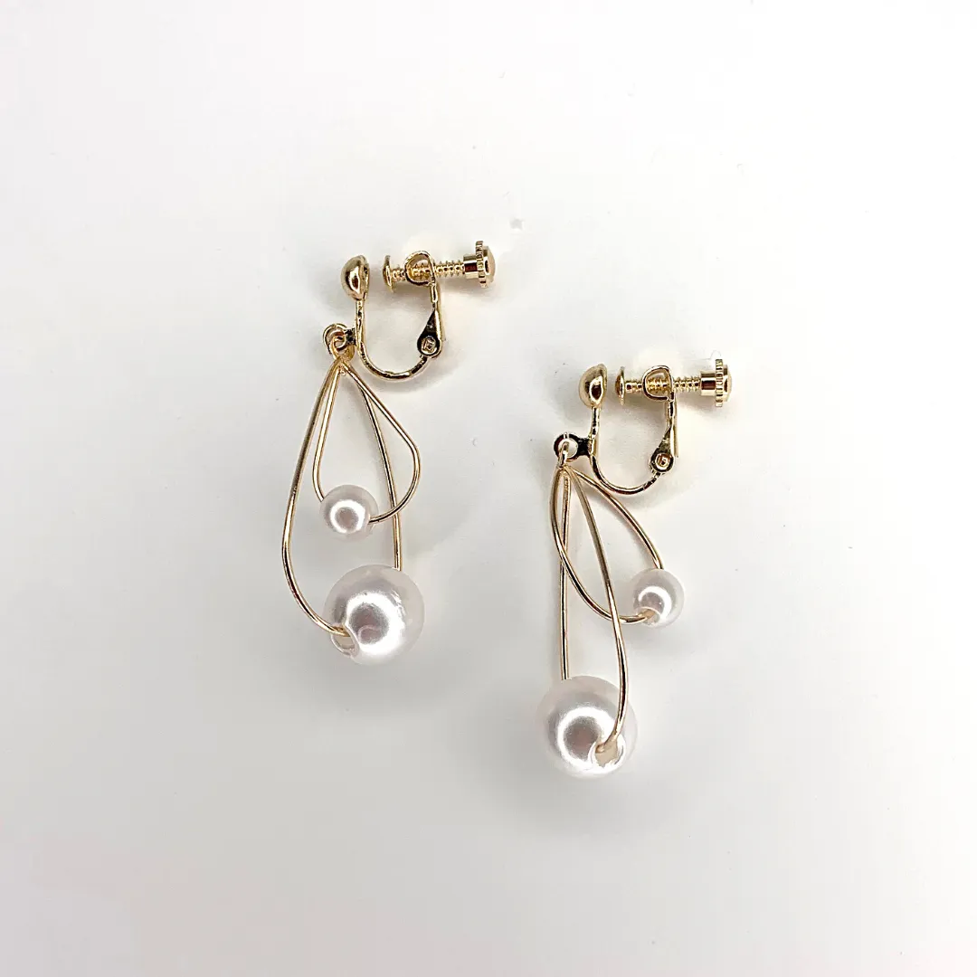 Graceful Dangle Teardrop Double Pearl Clip On Earrings