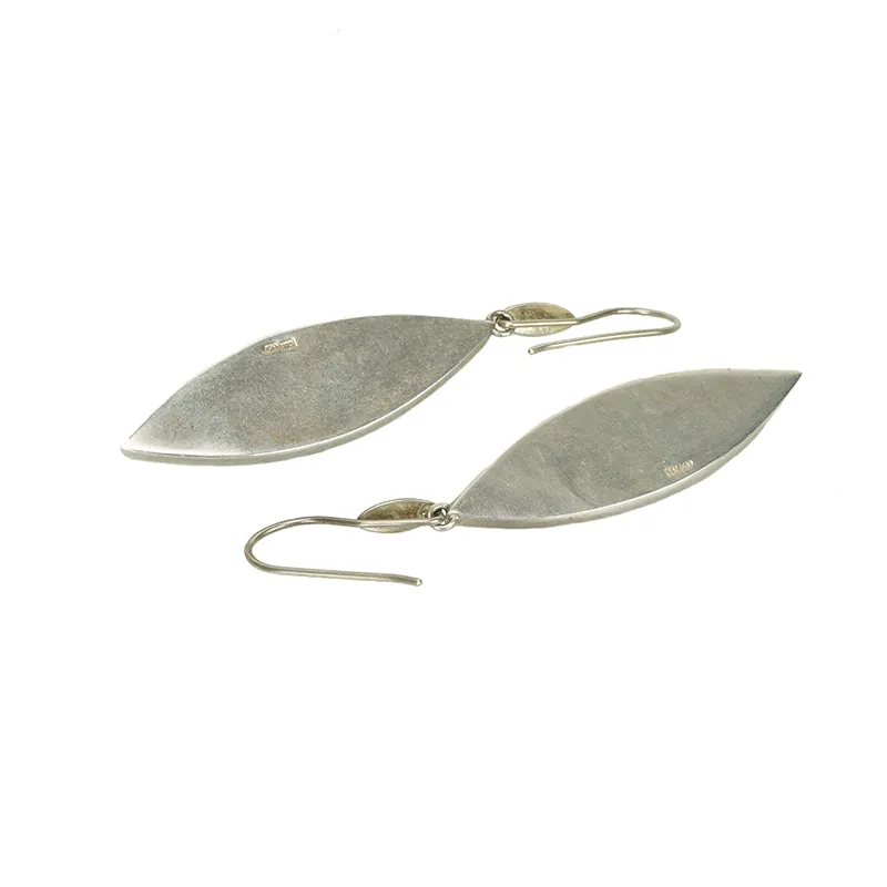 Graceful Vintage Amber and Sterling Silver Earrings