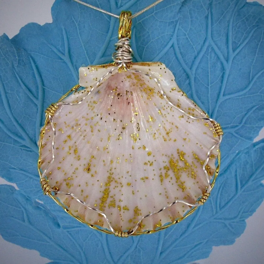 Handmade Pendant-Boho StyleLarge Orange/Gold Scallop Seashell Pendant with Glitter & Clear Glaze on Black Leather Rope