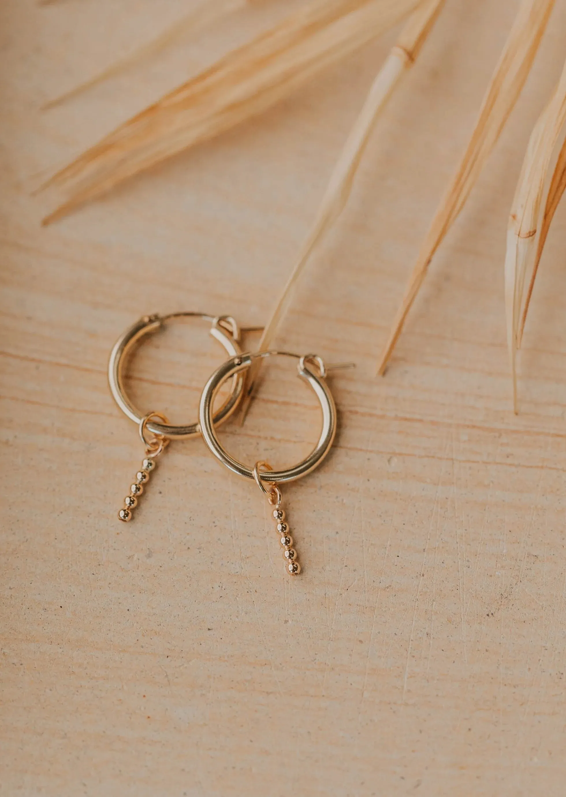 Hello Adorn Honey Charm