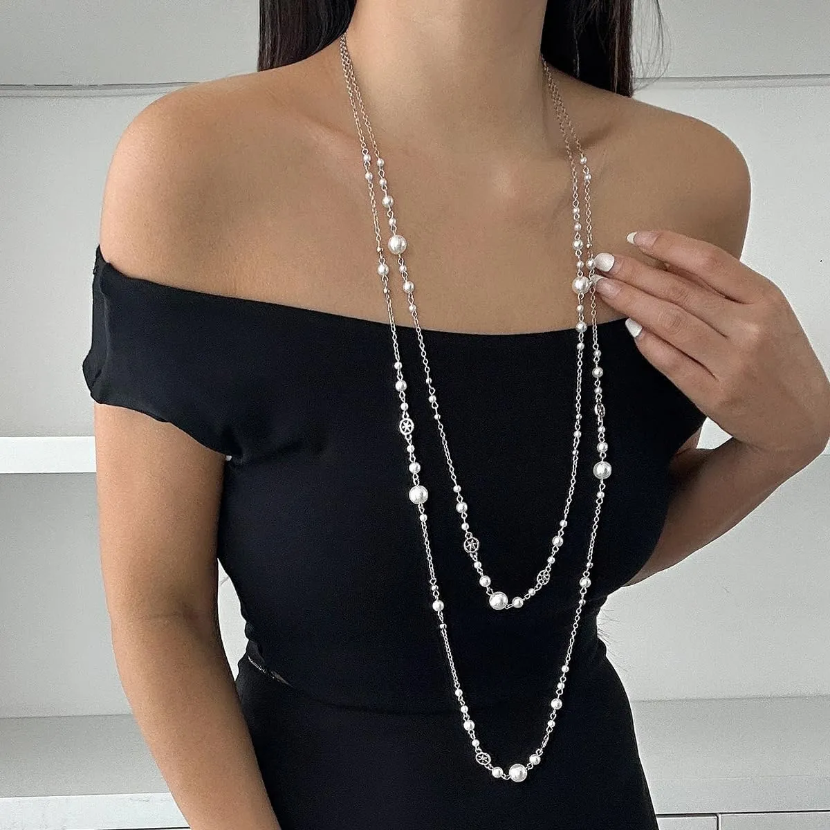 Long Pearl Necklaces for Women Faux White Pearl Layered Necklace Multi Sized Long Pearls Stacked Tassel Necklace