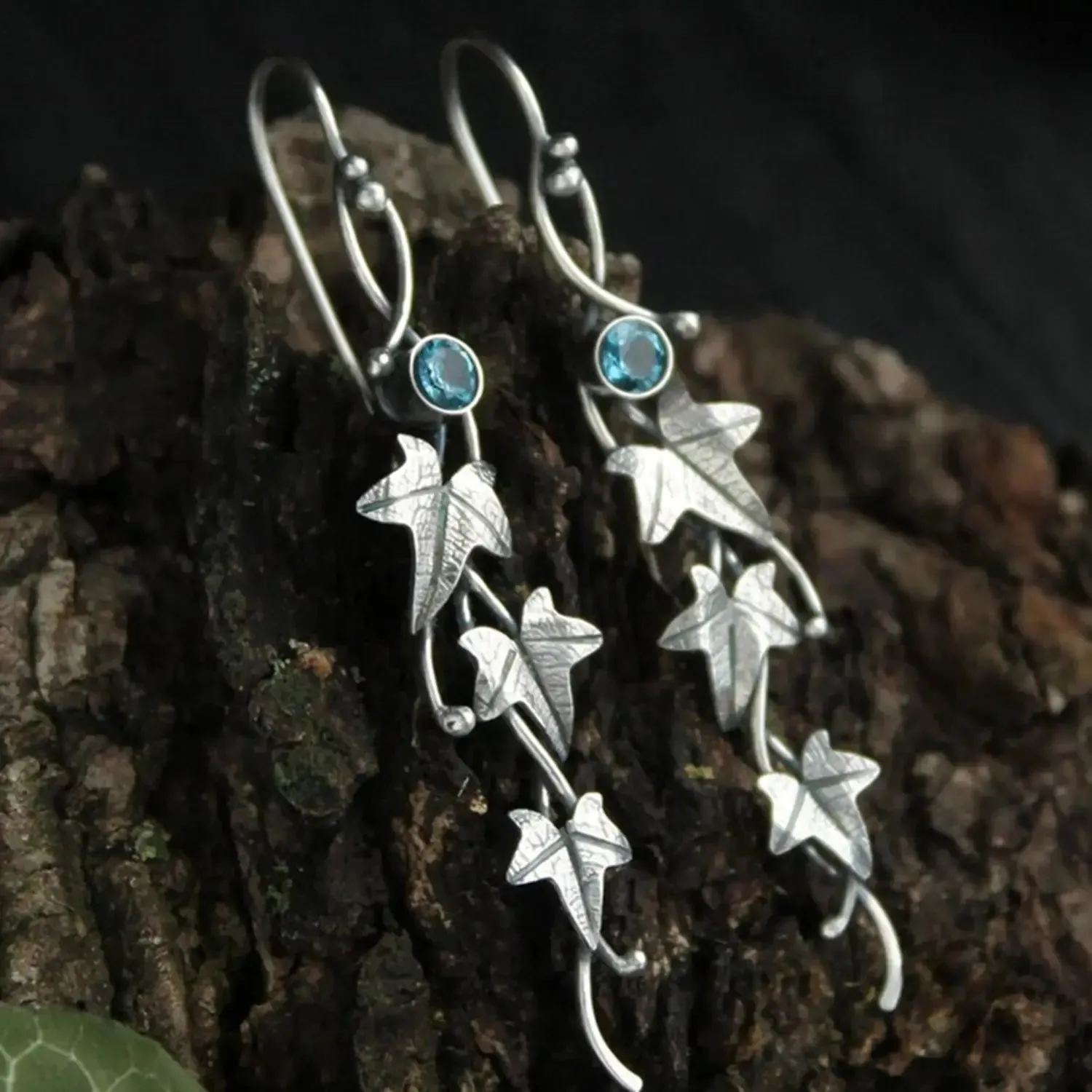 LOVCIA Ivy Leaf Alloy Dangle Earrings