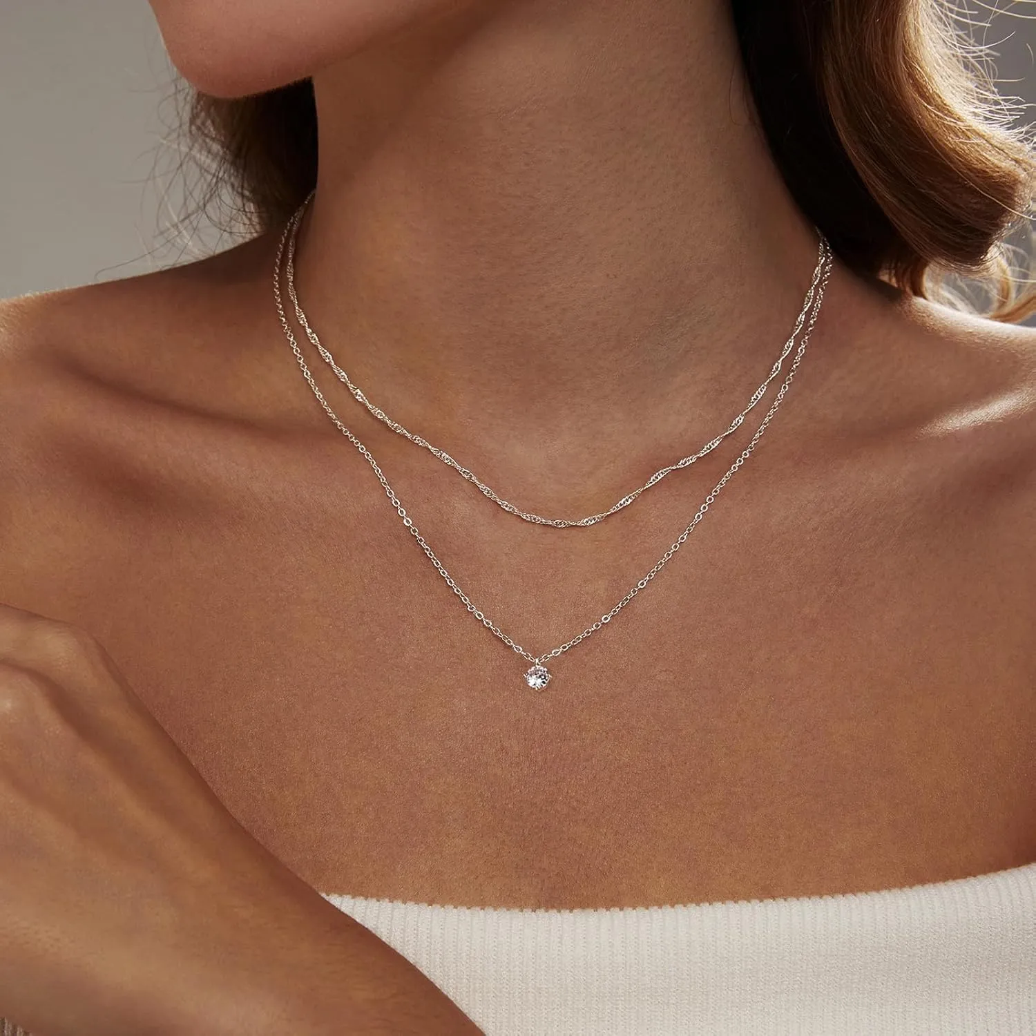 Luxval Diamond Pendant Gold Necklace for Women??Dainty 18k Gold Plated Choker Necklaces Simple Gold Jewelry Gifts for Women Girls