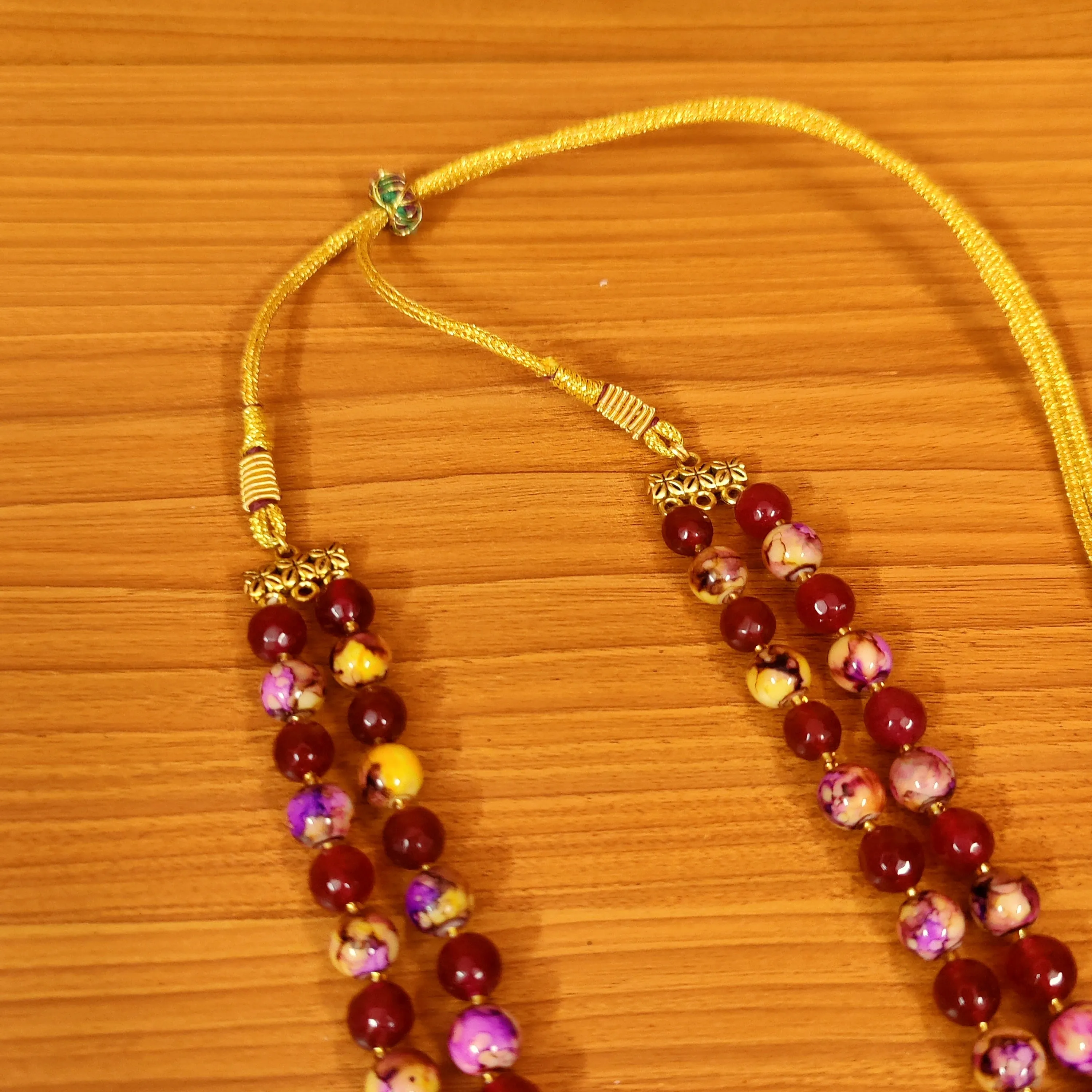 MAROON ONYX & HEAT TREATED CRYSTAL 8MM BEADS NECKLACE
