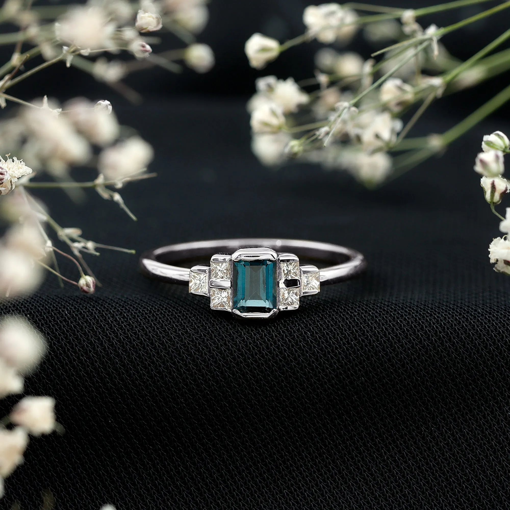 Minimal Ring with 1 CT London Blue Topaz and Diamond