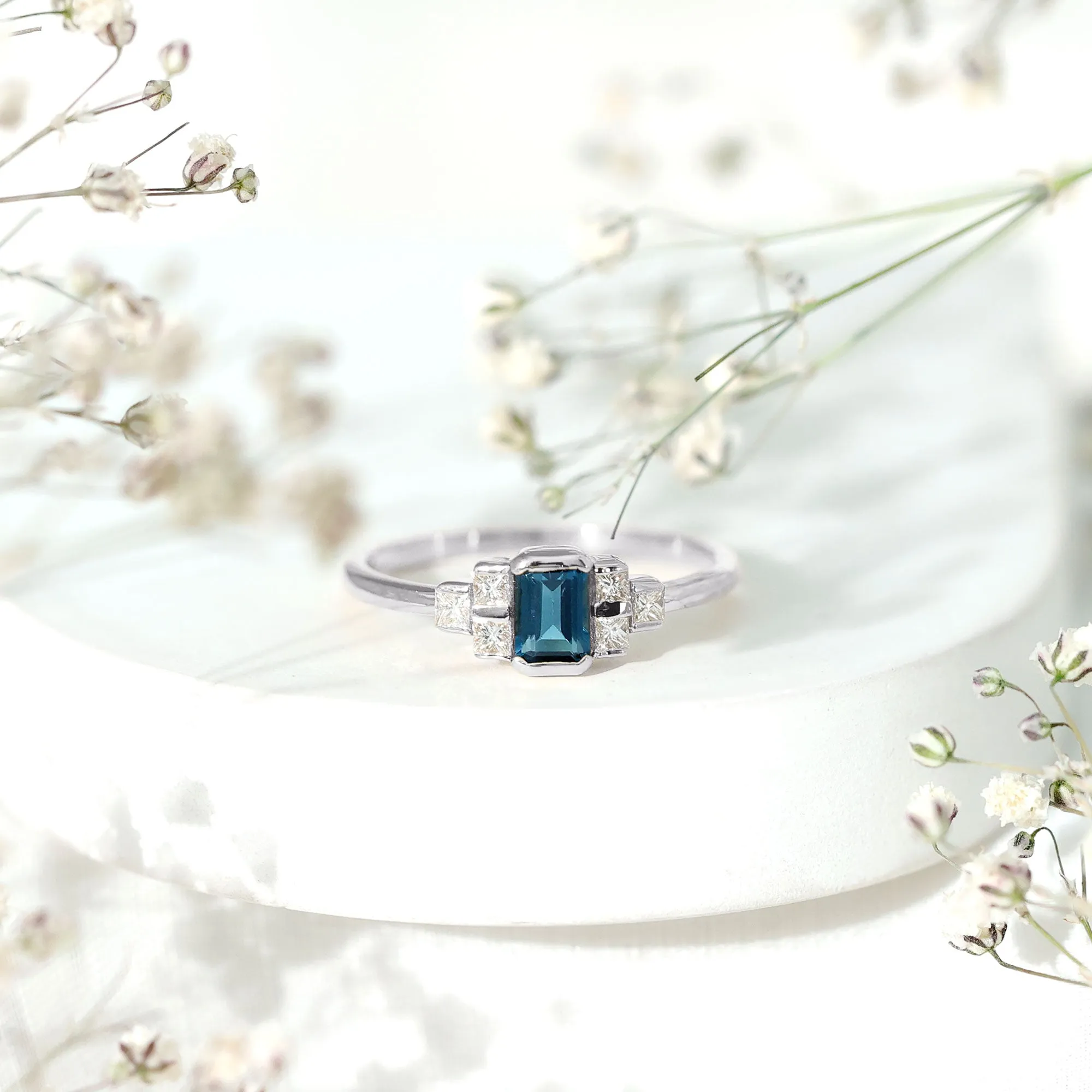 Minimal Ring with 1 CT London Blue Topaz and Diamond