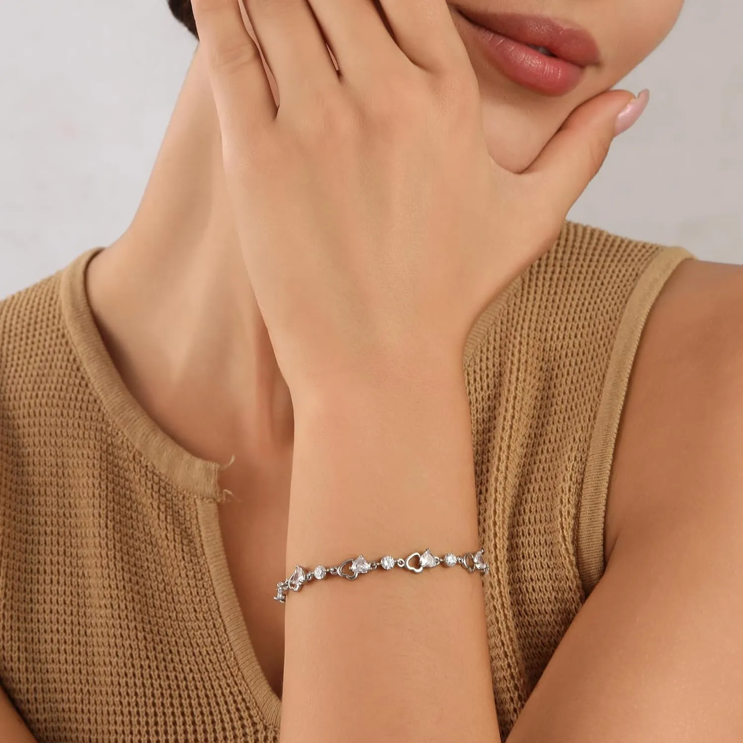 MOROTOLE 925 Sterling Silver Bracelets for Women, Shiny Cubic Zirconia Heart Bracelets with Card Djustable Silver Bracelet for Women Trendy Jewellery Birthday Gift
