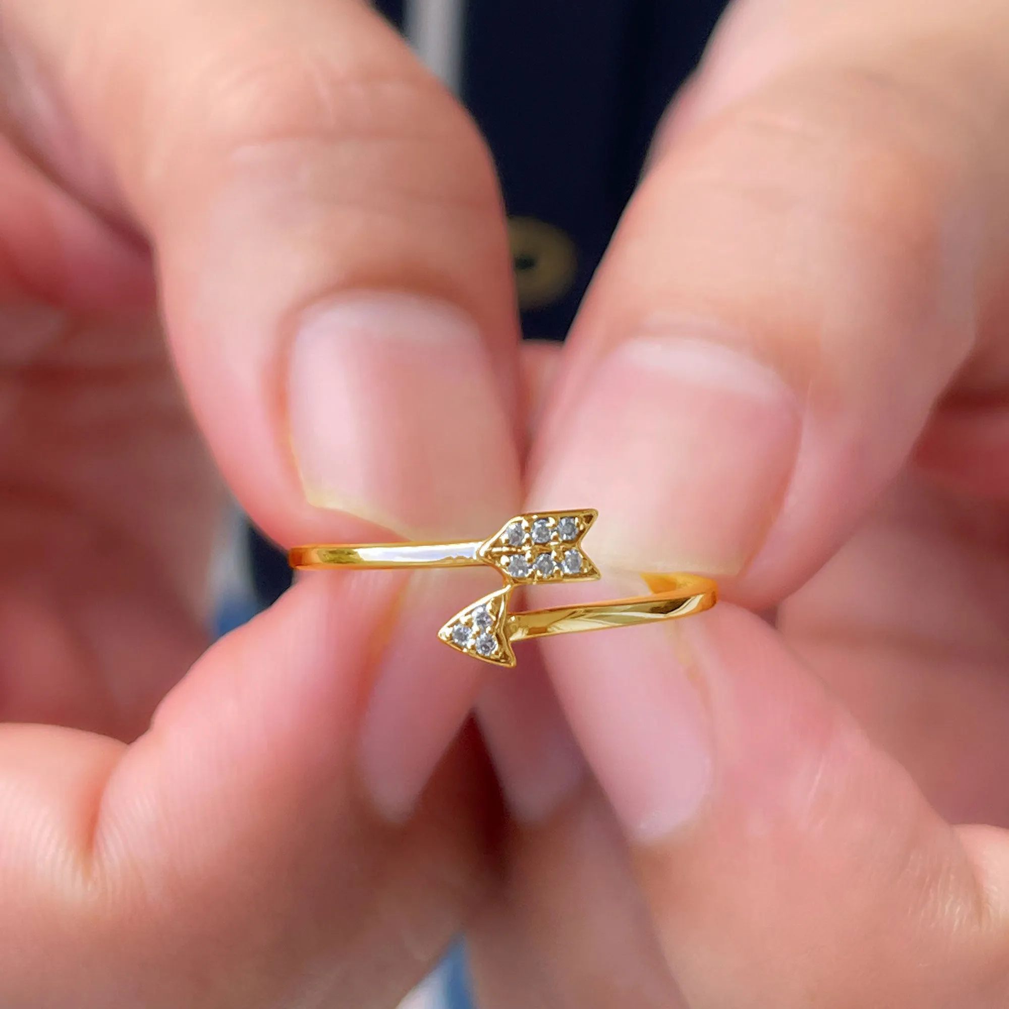Natural Diamond Minimal Love Arrow Ring