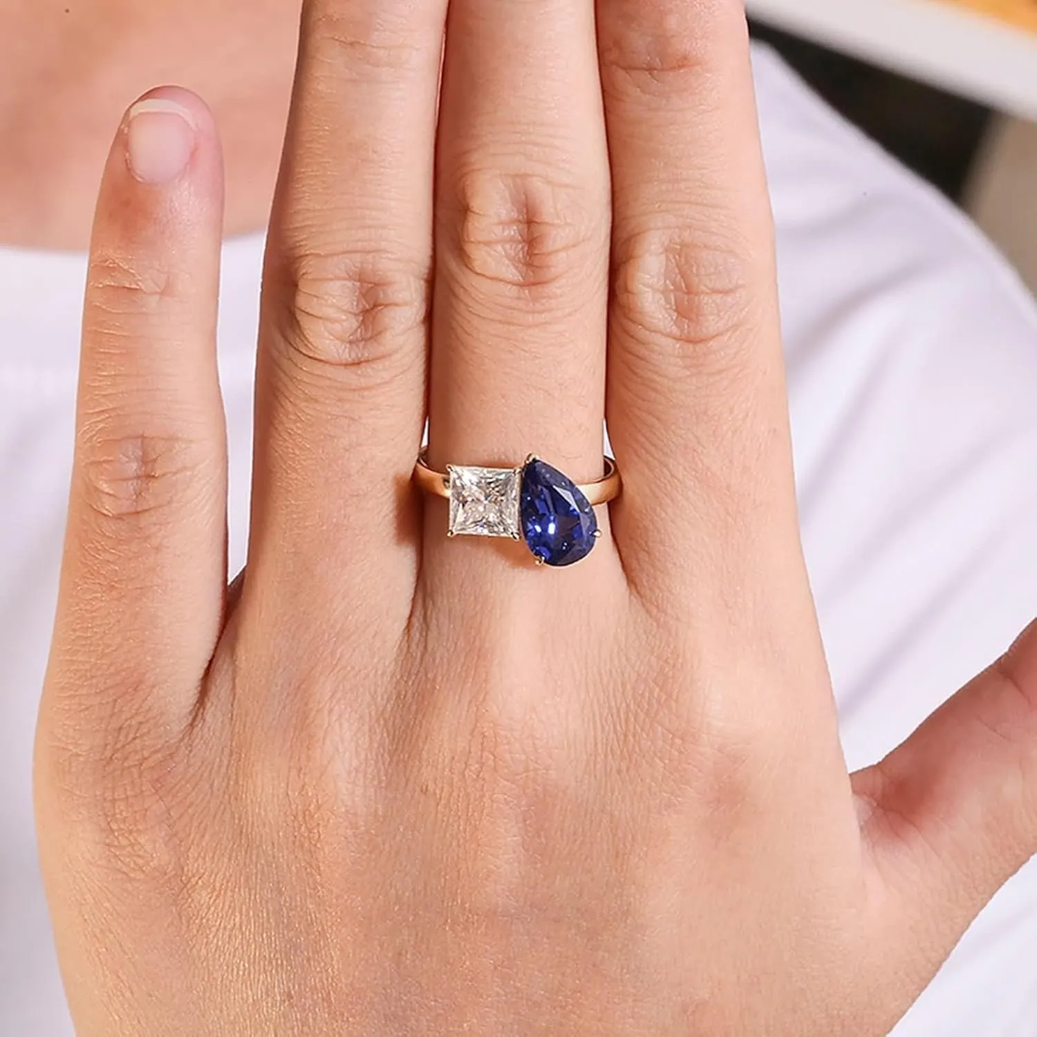 Navy Blue Wedding Ring, 18K Wedding Ring Blue Pear Blue Sapphire with White Moissanite Stackable for Women Engagement Engagement Rings Expensive