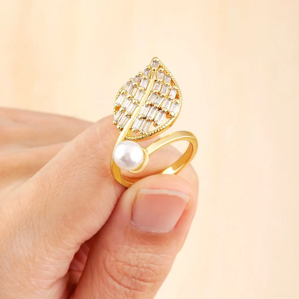 New Elegant Crystal Pearl Open Ring Leaf Shape Women