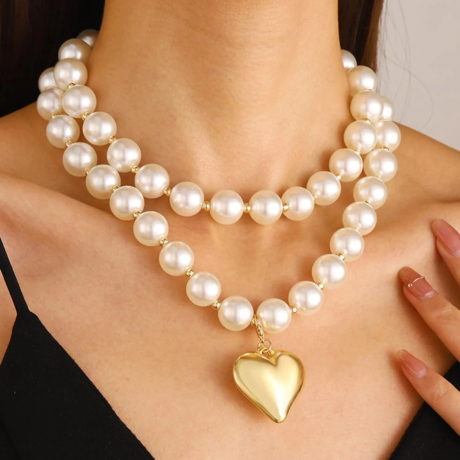 Pearl Necklace for Women,Dainty Heart Pearl Beads Pendant Necklaces Chunky Gold Bead Choker Necklaces Fashion Pearl butterfly Necklace Bridal Engagement Jewelry