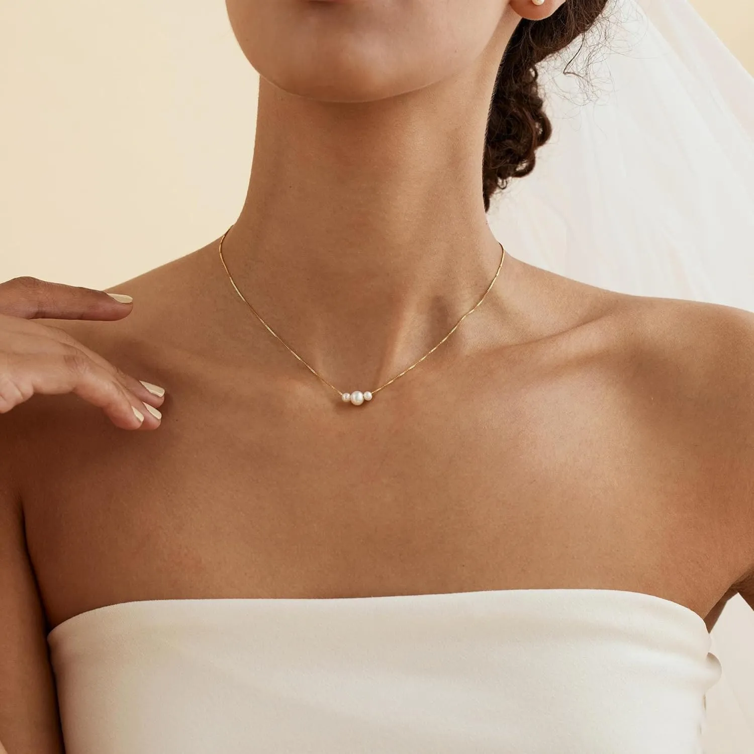 Pearl Necklaces for Women-14k Gold Plated Layered-Single Pearl Necklace Simple Pearl Choker Necklaces for Women Trendy Cute Gold Necklace Jewelry for Women Gifts