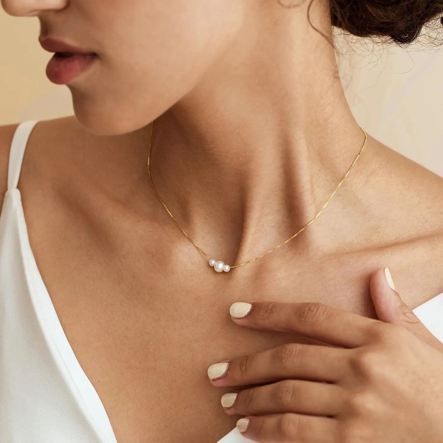 Pearl Necklaces for Women-14k Gold Plated Layered-Single Pearl Necklace Simple Pearl Choker Necklaces for Women Trendy Cute Gold Necklace Jewelry for Women Gifts