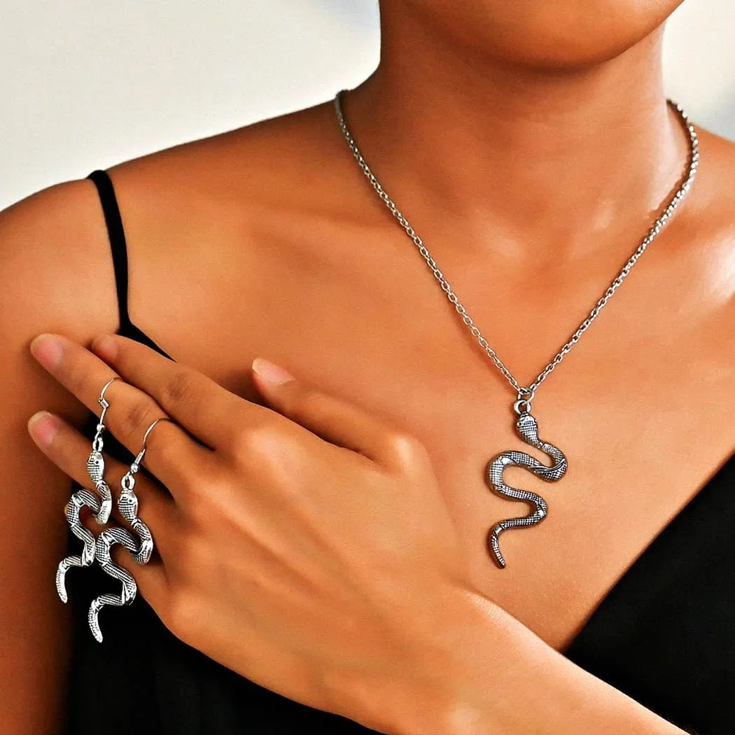 Sixexey Halloween Snake Necklace Sets Vintage Silver Chain Necklaces Halloween Medusa Snake Jewelry Necklaces Accessories for Women