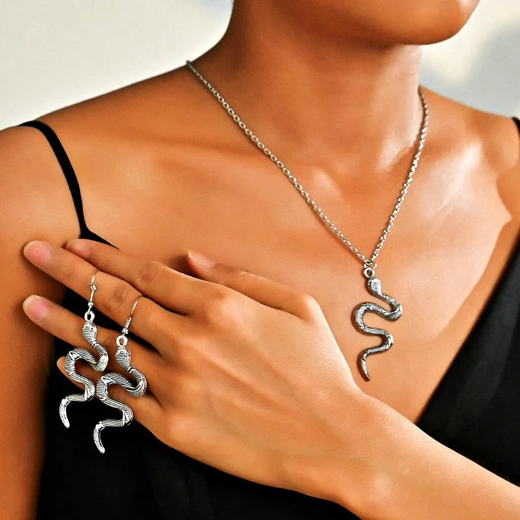 Sixexey Halloween Snake Necklace Sets Vintage Silver Chain Necklaces Halloween Medusa Snake Jewelry Necklaces Accessories for Women
