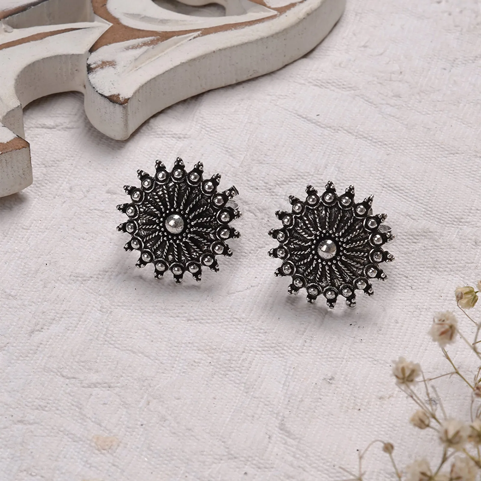 Teejh Megh Silver Oxidised  Toe Rings
