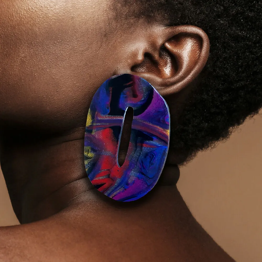 The Big O. Knit statement earrings