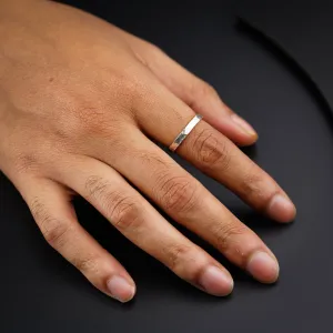 Unisex Hammered Ring in Silver