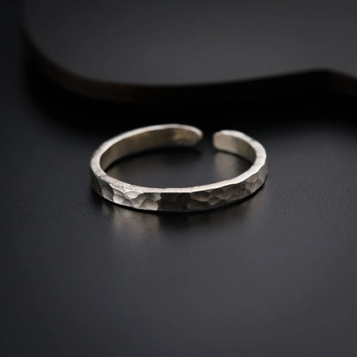 Unisex Hammered Ring in Silver
