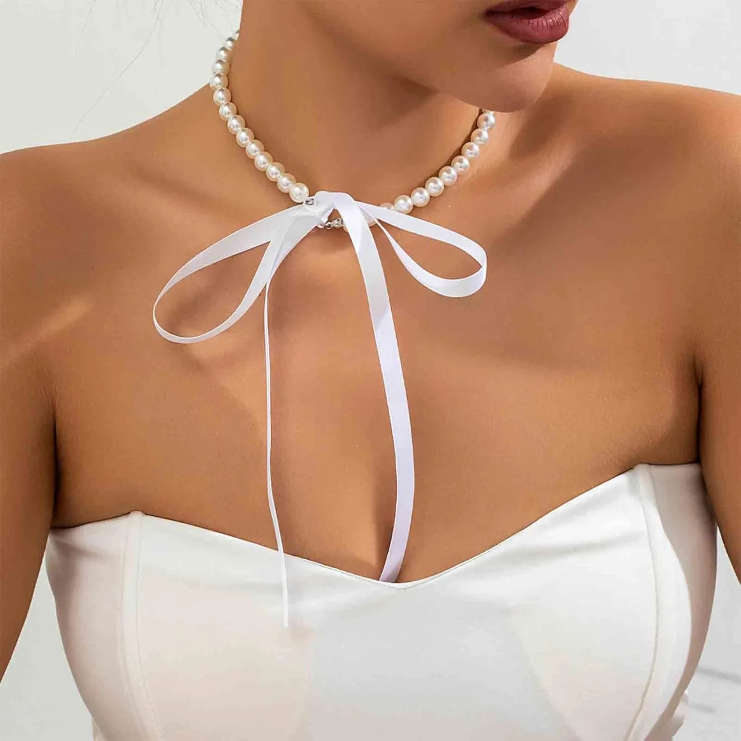 Vintage Pearl Ribbon Choker Necklace Black Ribbon Bow Necklace Round Pearl Long Bow Tie Up Necklaces Pearl Strand Collar Necklaces Jewelry for Women