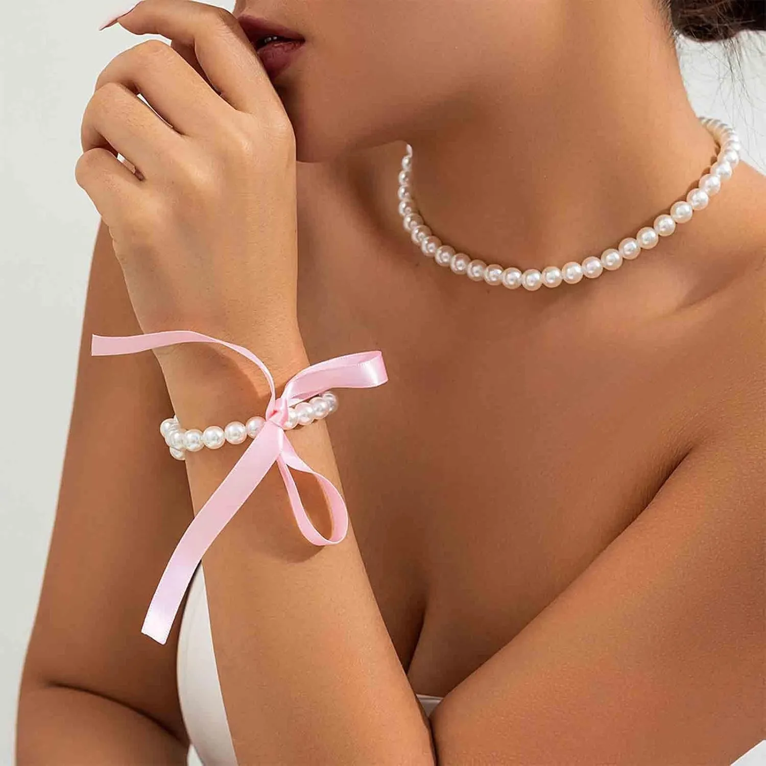 Vintage Pearl Ribbon Choker Necklace Black Ribbon Bow Necklace Round Pearl Long Bow Tie Up Necklaces Pearl Strand Collar Necklaces Jewelry for Women