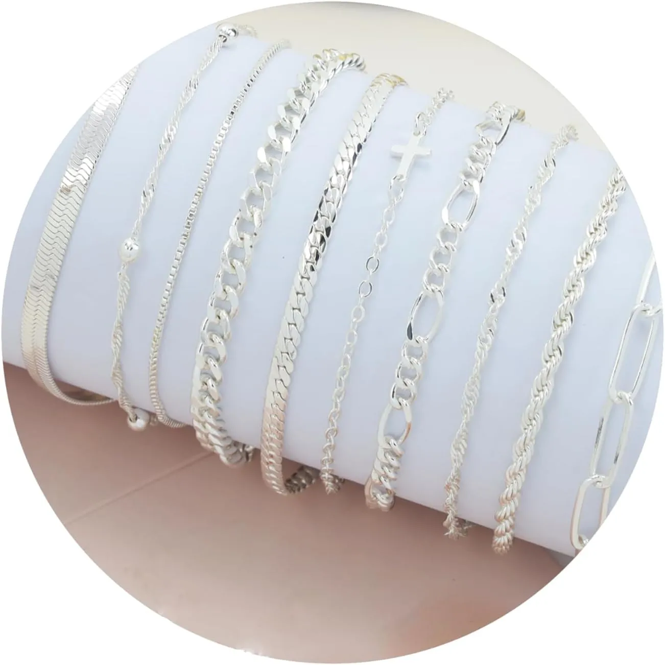XIANNVXI Gold Bracelets Stack for Women Dainty Bracelets Thin Gold Bracelets Gold Chain Bracelet 10Pcs Paper Clip Bracelets Set Stackable Figaro Herringbone Paperclip Bracelet Pack for Womens