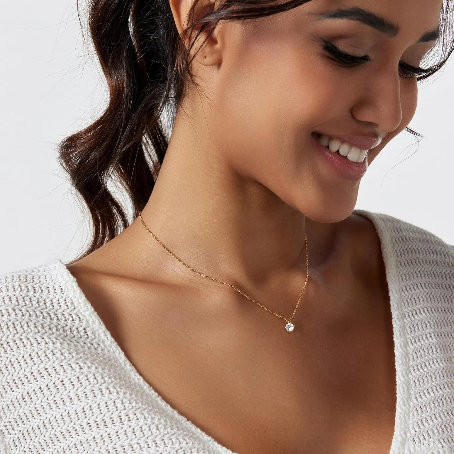 Zeffy Diamond Necklaces for Women, Dainty Gold Necklace 18k Gold Plated Layered Necklaces Simple Gold CZ Diamond Pendant Necklaces for Women Trendy Jewelry Gifts for Girls